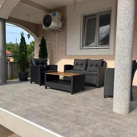 Beoair Apartments Surcin Bagian luar foto