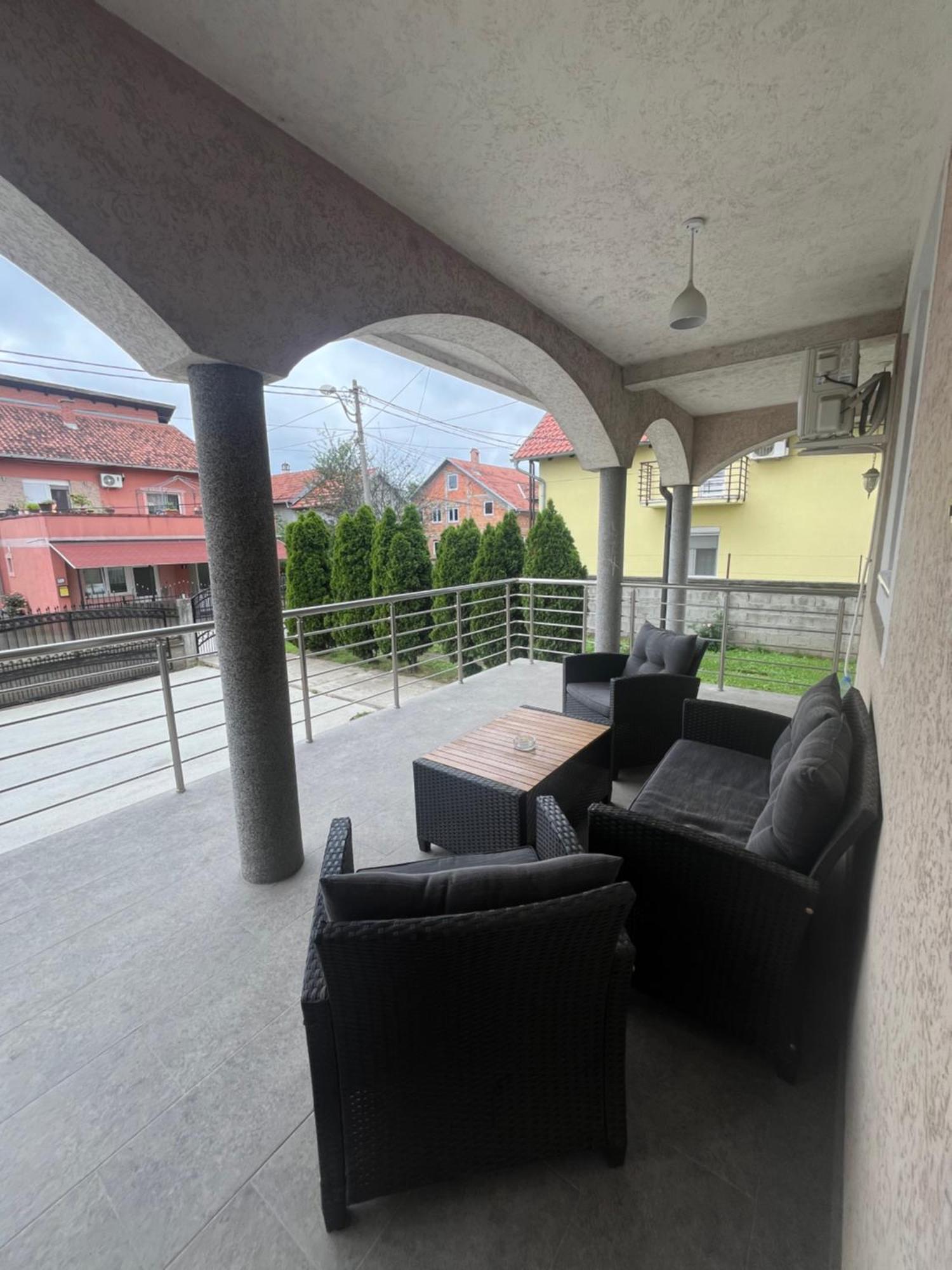 Beoair Apartments Surcin Bagian luar foto